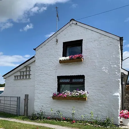 Old Nursery Coity Exterior photo